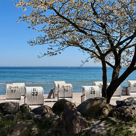 Wahlheimat Haffkrug, Strandnaher Ostseeurlaub, Terrasse, Tiefgarage Und Wlan 公寓 沙博伊茨